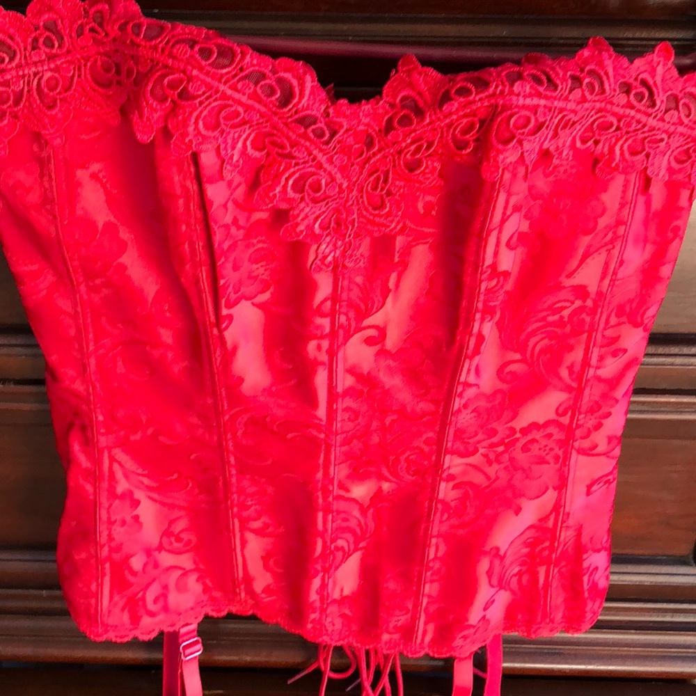 Frederick’s of Hollywood Corset size 32